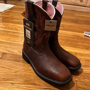 Women’s Ariat Work steel toe boots